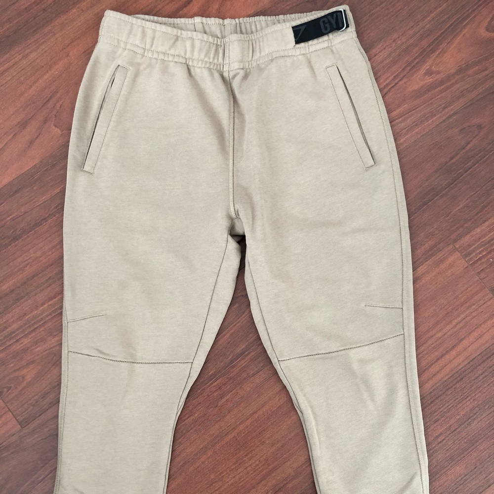 Gymshark Carbon Bottoms. Size medium.